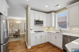 5211 Pointe Gate Dr, Livingston, NJ 07039 - Photo 10