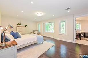 655 Floyd St, Englewood Cliffs, NJ 07632 - Photo 12