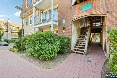 100 Crown Court 471 #471, Edgewater, NJ 07020 - Photo 30