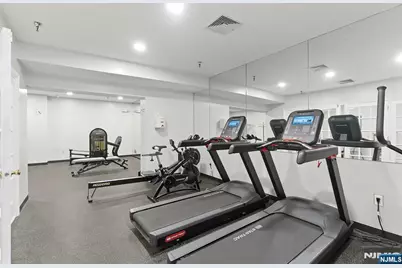 100 Crown Court 471 #471, Edgewater, NJ 07020 - Photo 28