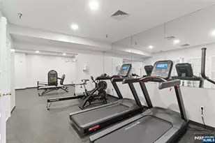 100 Crown Ct 471, Edgewater, NJ 07020 - Photo 28