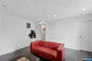 17 Arthur Dr, Rutherford, NJ 07070 - Photo 20