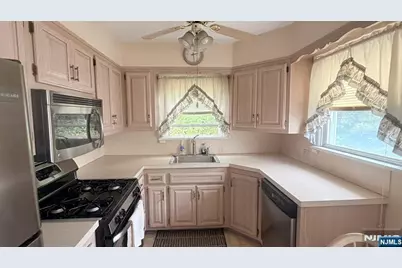 103 6th Street, Wood Ridge, NJ 07075 - Photo 26