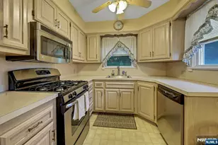 103 6th St, Wood Ridge, NJ 07075 - Photo 6
