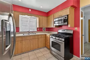 1089 23rd St, Paterson, NJ 07513 - Photo 8