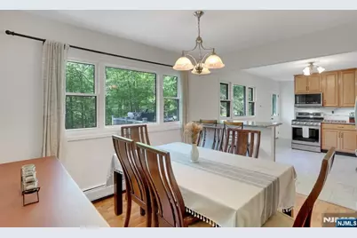 31 Fieldstone Drive, Ringwood, NJ 07456 - Photo 8