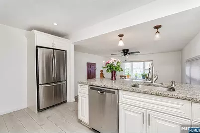 42 Long Valley Road, Lodi, NJ 07644 - Photo 10