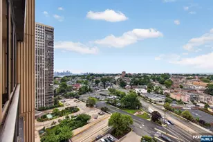 300 Winston Dr 1418, Cliffside Park, NJ 07010 - Photo 22