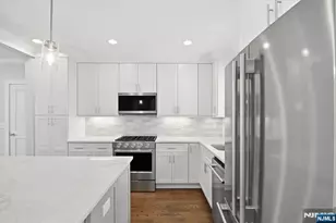 336 1st St, Clifton, NJ 07011 - Photo 4