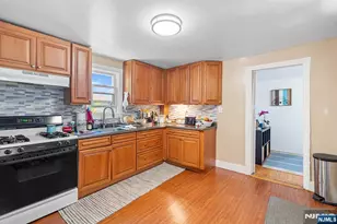 282-286 Caldwell Ave, Paterson, NJ 07501 - Photo 10