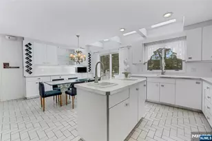 510 Hampton Hill Rd, Franklin Lakes, NJ 07417 - Photo 24