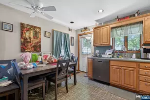 133 Mary Ave, Woodbridge Township, NJ 08863 - Photo 4