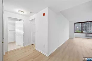100 Old Palisade Road 1613, Fort Lee, NJ 07024 - Photo 12