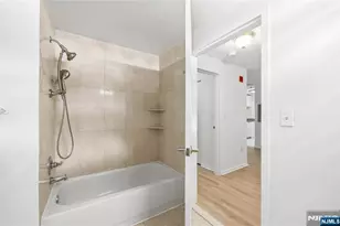 100 Old Palisade Road 1613, Fort Lee, NJ 07024 - Photo 24