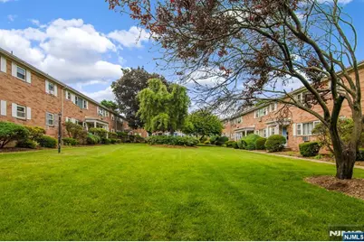 2-02 Virginia Drive 202B #202B, Fair Lawn, NJ 07410 - Photo 20