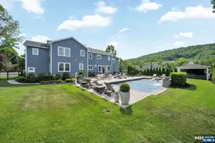 42 Saratoga Dr, Oakland, NJ 07436 - Photo 22