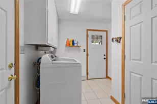 36 Underwood Rd, Montville Township, NJ 07045 - Photo 18