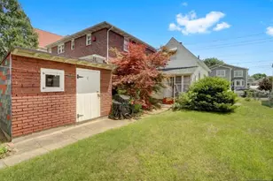 213 Kipp Ave, Elmwood Park, NJ 07407 - Photo 18