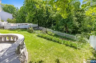 850 Edgewater Ave, Ridgefield, NJ 07657 - Photo 30