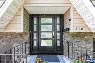 850 Edgewater Ave, Ridgefield, NJ 07657 - Photo 2