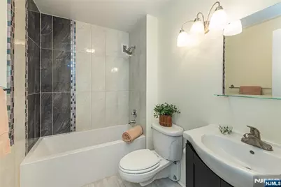 7004 Boulevard East 39F #39F, Guttenberg, NJ 07093 - Photo 26
