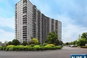 2000 Linwood Ave 17X, Fort Lee, NJ 07024 - Photo 22