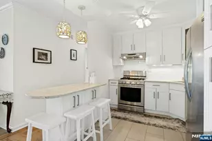 2000 Linwood Ave 17X, Fort Lee, NJ 07024 - Photo 2