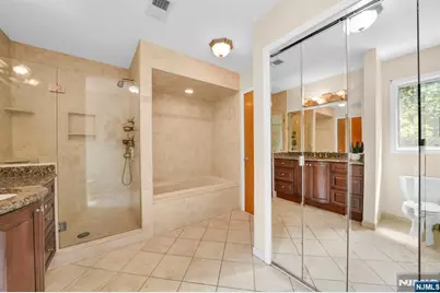 72 Agawam Drive, Wayne, NJ 07470 - Photo 22
