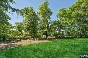 12 Waibel Dr, Allendale, NJ 07401 - Photo 26