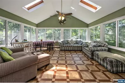 12 Waibel Drive, Allendale, NJ 07401 - Photo 12