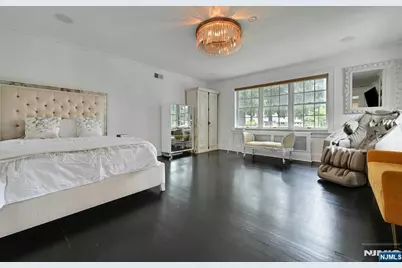 111 Hudson Avenue, Tenafly, NJ 07670 - Photo 10