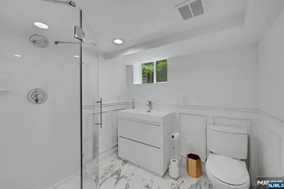 111 Hudson Avenue, Tenafly, NJ 07670 - Photo 28