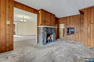 16 Mountain Ave, Montclair, NJ 07042 - Photo 4