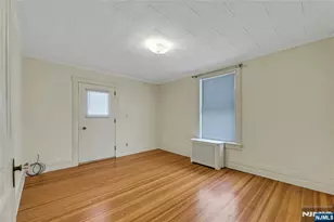 16 Mountain Ave, Montclair, NJ 07042 - Photo 20