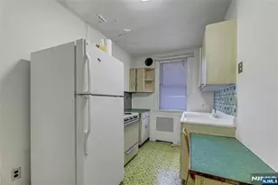 16 Mountain Ave, Montclair, NJ 07042 - Photo 22