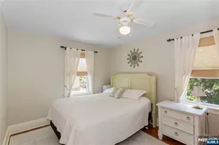 256 Raymond St, Hasbrouck Heights, NJ 07604 - Photo 20