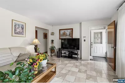 78 E Almira Street, Bloomfield, NJ 07003 - Photo 4