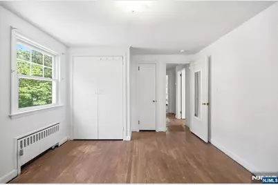 212 Grove Avenue, Verona, NJ 07044 - Photo 12