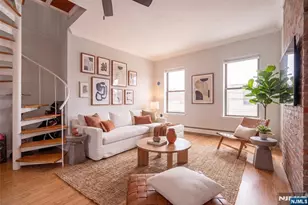 133 Grand Street 401, Jersey City, NJ 07302 - Photo 6