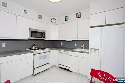 5 Horizon 1803 #1803, Fort Lee, NJ 07024 - Photo 20