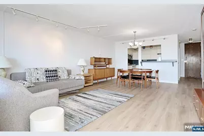 5 Horizon 1803 #1803, Fort Lee, NJ 07024 - Photo 18