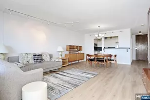 5 Horizon 1803, Fort Lee, NJ 07024 - Photo 18