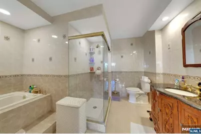 1530 Palisade Avenue 10F #10F, Fort Lee, NJ 07024 - Photo 22