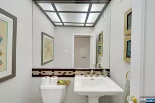 1530 Palisade Ave 10F, Fort Lee, NJ 07024 - Photo 2
