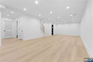 21 Manor Ct, Glen Rock, NJ 07452 - Photo 28
