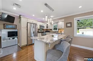 119 Rutgers Pl, Clifton, NJ 07013 - Photo 10