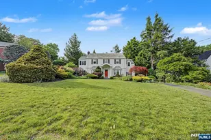109 Windsor Rd, Tenafly, NJ 07670 - Photo 4