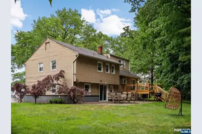 17 Ravine Court, Clifton, NJ 07013 - Photo 2