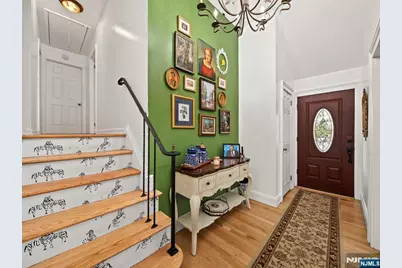 17 Ravine Court, Clifton, NJ 07013 - Photo 4