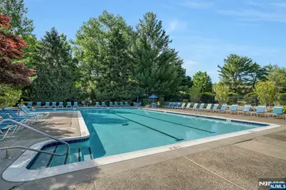 111 Storms Drive, Mahwah, NJ 07430 - Photo 28